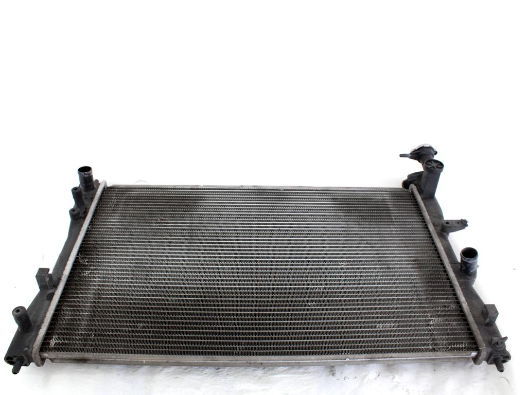 RADIATOR VODE OEM N. MN130393 ORIGINAL REZERVNI DEL MITSUBISHI COLT Z30 Z3_A Z2_A MK6 (2004 - 2009) BENZINA LETNIK 2006