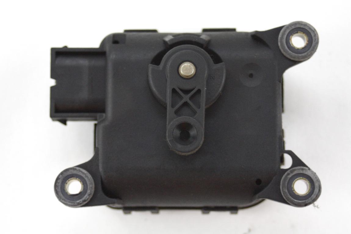 MOTORCEK OGREVANJA OEM N. 4B1820511 ORIGINAL REZERVNI DEL AUDI A6 C5 4B 4B5 4B2 BER/SW (1997 - 2001) DIESEL LETNIK 1999