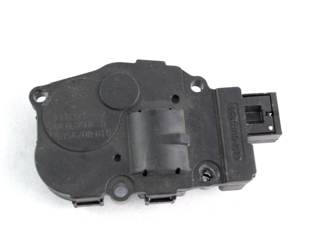 MOTORCEK OGREVANJA OEM N. 985420N ORIGINAL REZERVNI DEL BMW SERIE 1 BER/COUPE/CABRIO E81/E82/E87/E88 (2003 - 2007) BENZINA LETNIK 2004