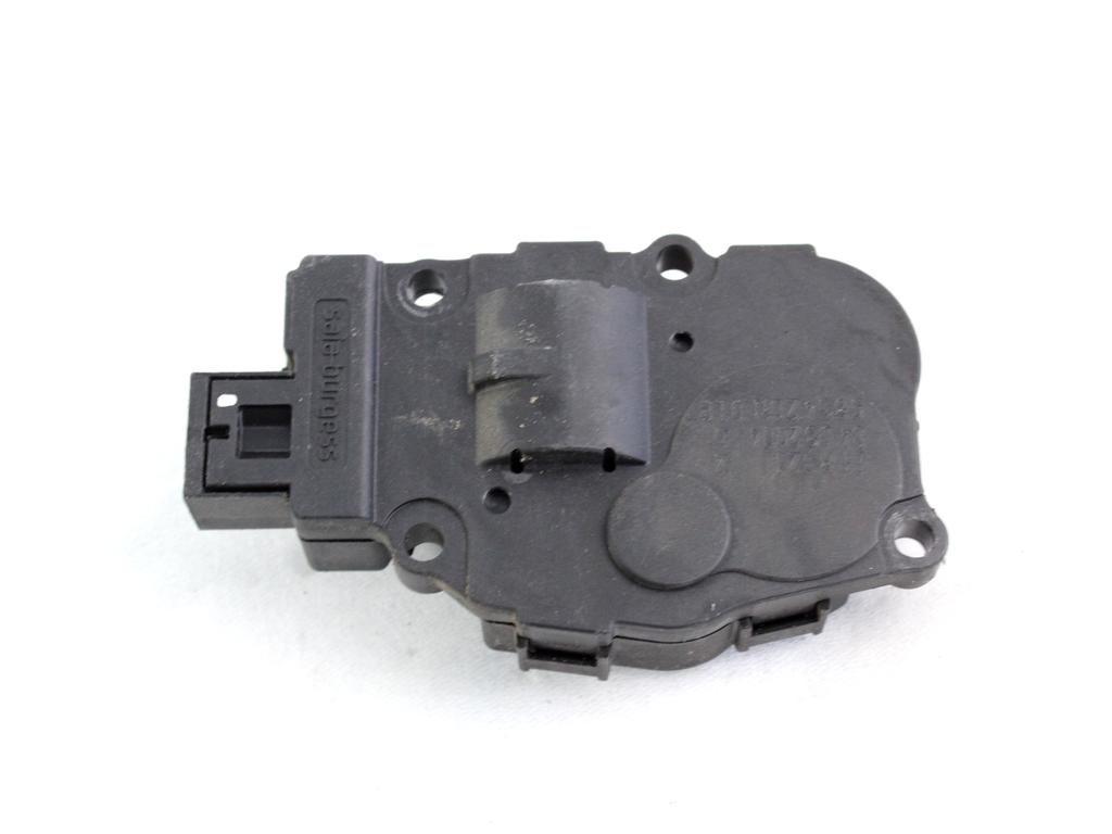 MOTORCEK OGREVANJA OEM N. 985420N ORIGINAL REZERVNI DEL BMW SERIE 1 BER/COUPE/CABRIO E81/E82/E87/E88 (2003 - 2007) BENZINA LETNIK 2004