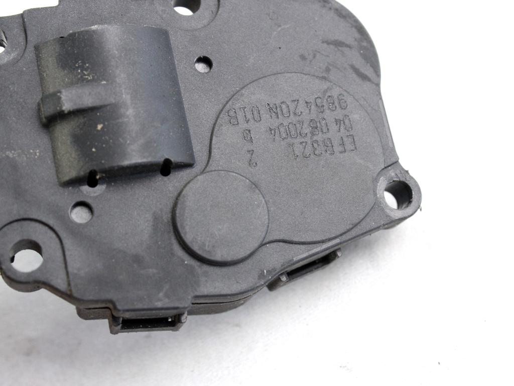 MOTORCEK OGREVANJA OEM N. 985420N ORIGINAL REZERVNI DEL BMW SERIE 1 BER/COUPE/CABRIO E81/E82/E87/E88 (2003 - 2007) BENZINA LETNIK 2004