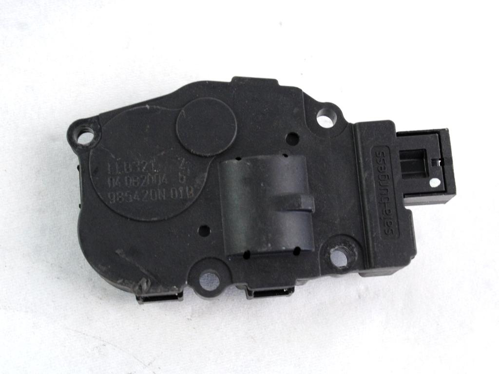 MOTORCEK OGREVANJA OEM N. 985420N ORIGINAL REZERVNI DEL BMW SERIE 1 BER/COUPE/CABRIO E81/E82/E87/E88 (2003 - 2007) BENZINA LETNIK 2004