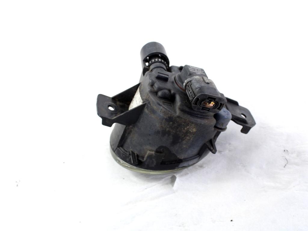 DESNA MEGLENKA OEM N. 63176924656 ORIGINAL REZERVNI DEL BMW SERIE 1 BER/COUPE/CABRIO E81/E82/E87/E88 (2003 - 2007) BENZINA LETNIK 2004