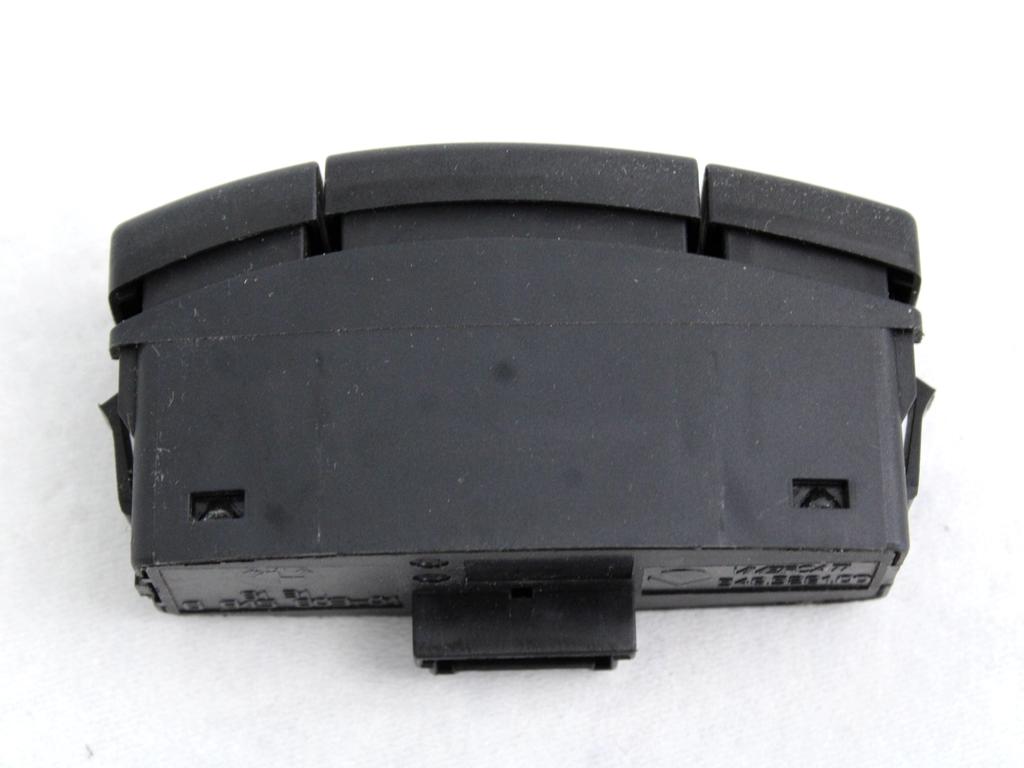 STIKALO VARNOSTNIH ZMIGAVCEV  OEM N. 61316945603 ORIGINAL REZERVNI DEL BMW SERIE 1 BER/COUPE/CABRIO E81/E82/E87/E88 (2003 - 2007) BENZINA LETNIK 2004