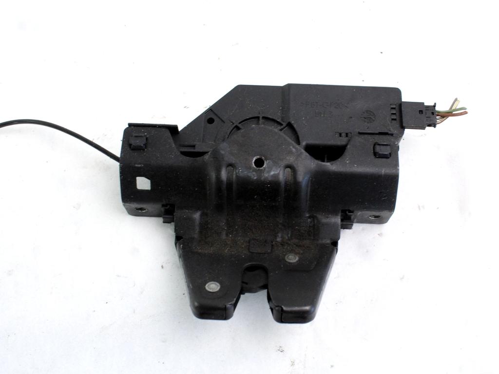 ZAKLEPANJE PRTLJA?NIH VRAT  OEM N. 8196401 ORIGINAL REZERVNI DEL BMW SERIE 1 BER/COUPE/CABRIO E81/E82/E87/E88 (2003 - 2007) BENZINA LETNIK 2004