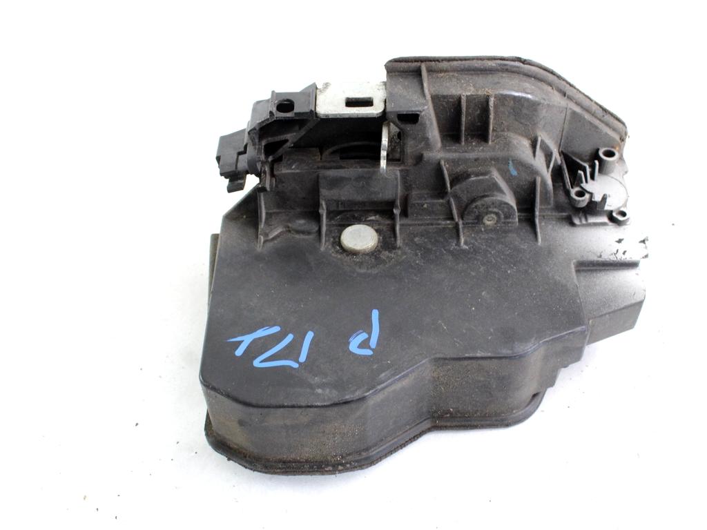 CENTRALNO ZAKLEPANJE ZADNJIH DESNIH VRAT OEM N. 7154630 ORIGINAL REZERVNI DEL BMW SERIE 1 BER/COUPE/CABRIO E81/E82/E87/E88 (2003 - 2007) BENZINA LETNIK 2004