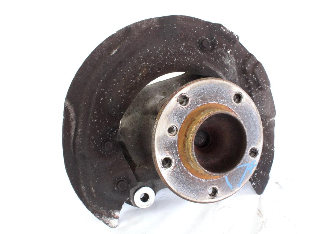 VRTLJIVI LEZAJ DESNO / PESTO KOLESA Z LEZAJEM SPREDAJ OEM N. 31216764444 ORIGINAL REZERVNI DEL BMW SERIE 1 BER/COUPE/CABRIO E81/E82/E87/E88 (2003 - 2007) BENZINA LETNIK 2004