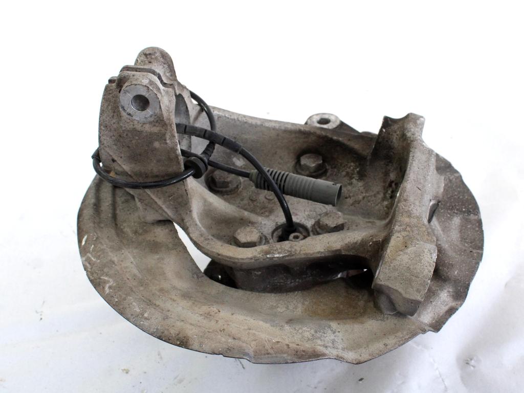 VRTLJIVI LEZAJ DESNO / PESTO KOLESA Z LEZAJEM SPREDAJ OEM N. 31216764444 ORIGINAL REZERVNI DEL BMW SERIE 1 BER/COUPE/CABRIO E81/E82/E87/E88 (2003 - 2007) BENZINA LETNIK 2004