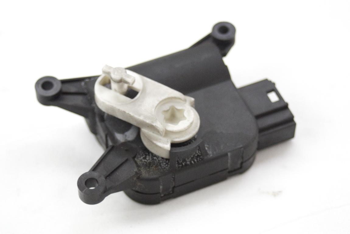 MOTORCEK OGREVANJA OEM N. 1K1907511C ORIGINAL REZERVNI DEL VOLKSWAGEN TOURAN 1T1 MK1 (2003 - 11/2006) DIESEL LETNIK 2007