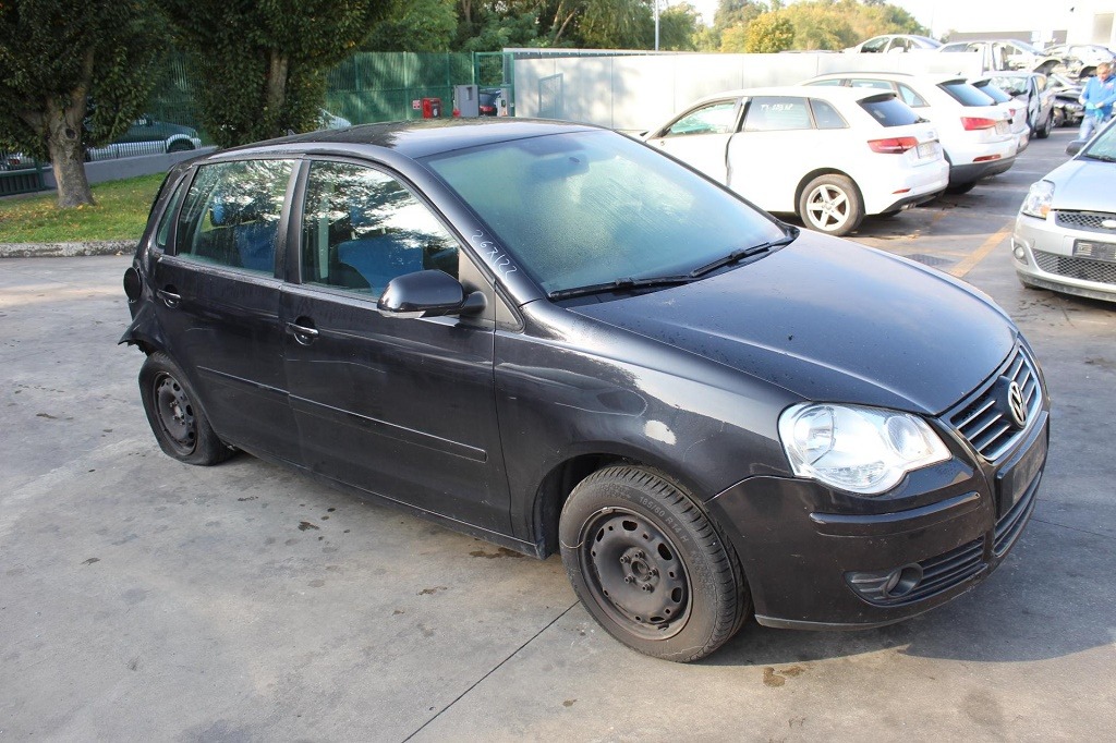 VOLKSWAGEN POLO 1.4 D 51KW 5M 5P (2007) RICAMBI IN MAGAZZINO