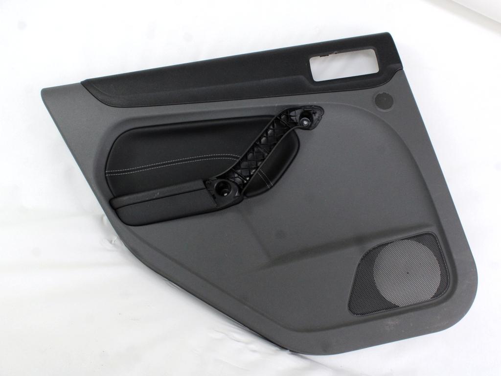 VRATNI PANEL OEM N. PNPSPFDFOCUSDAMK2RSW5P ORIGINAL REZERVNI DEL FORD FOCUS DA HCP DP MK2 R BER/SW (2008 - 2011) BENZINA/GPL LETNIK 2009