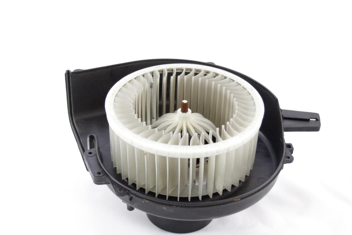 VENTILATOR  KABINE  OEM N. 6Q1819015G ORIGINAL REZERVNI DEL VOLKSWAGEN FOX 5Z1 5Z3 5Z4 (2005 - 2011) BENZINA LETNIK 2007