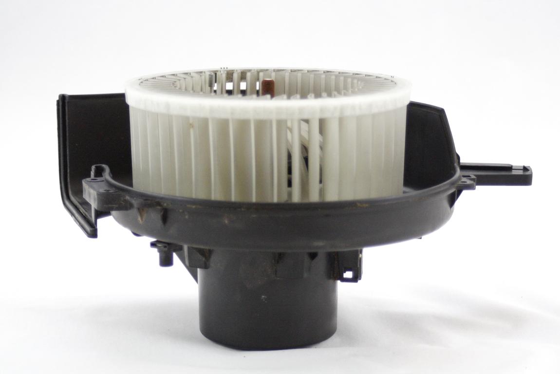 VENTILATOR  KABINE  OEM N. 6Q1819015G ORIGINAL REZERVNI DEL VOLKSWAGEN FOX 5Z1 5Z3 5Z4 (2005 - 2011) BENZINA LETNIK 2007