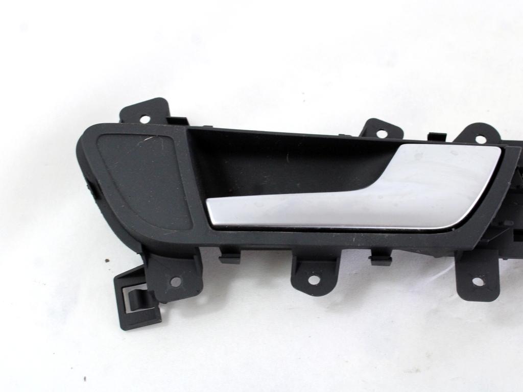 NOTRANJA KLJUKA  OEM N. 8K0839020 ORIGINAL REZERVNI DEL AUDI A5 8T R COUPE/5P  (08/2011 - 06/2016) DIESEL LETNIK 2012