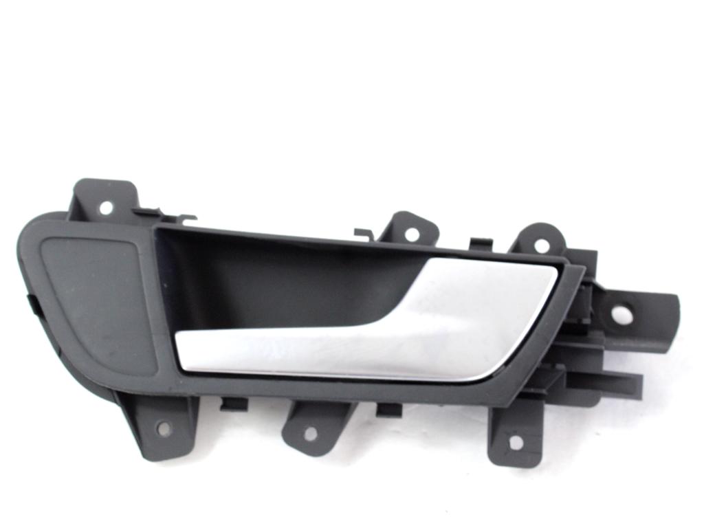 NOTRANJA KLJUKA  OEM N. 8K0837020D ORIGINAL REZERVNI DEL AUDI A5 8T R COUPE/5P  (08/2011 - 06/2016) DIESEL LETNIK 2012