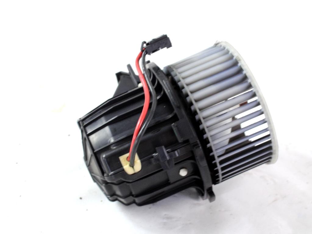 VENTILATOR  KABINE  OEM N. 8T1820021 ORIGINAL REZERVNI DEL AUDI A5 8T R COUPE/5P  (08/2011 - 06/2016) DIESEL LETNIK 2012