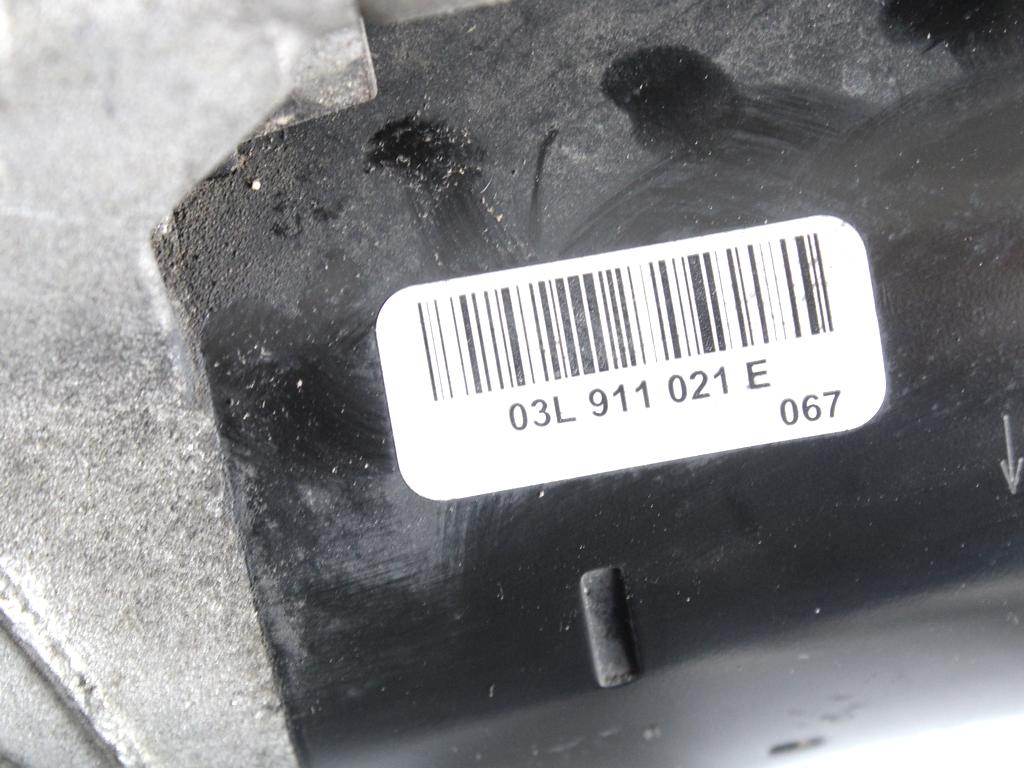 ZAGANJAC MOTORJA  OEM N. 03L911021E ORIGINAL REZERVNI DEL AUDI A5 8T R COUPE/5P  (08/2011 - 06/2016) DIESEL LETNIK 2012