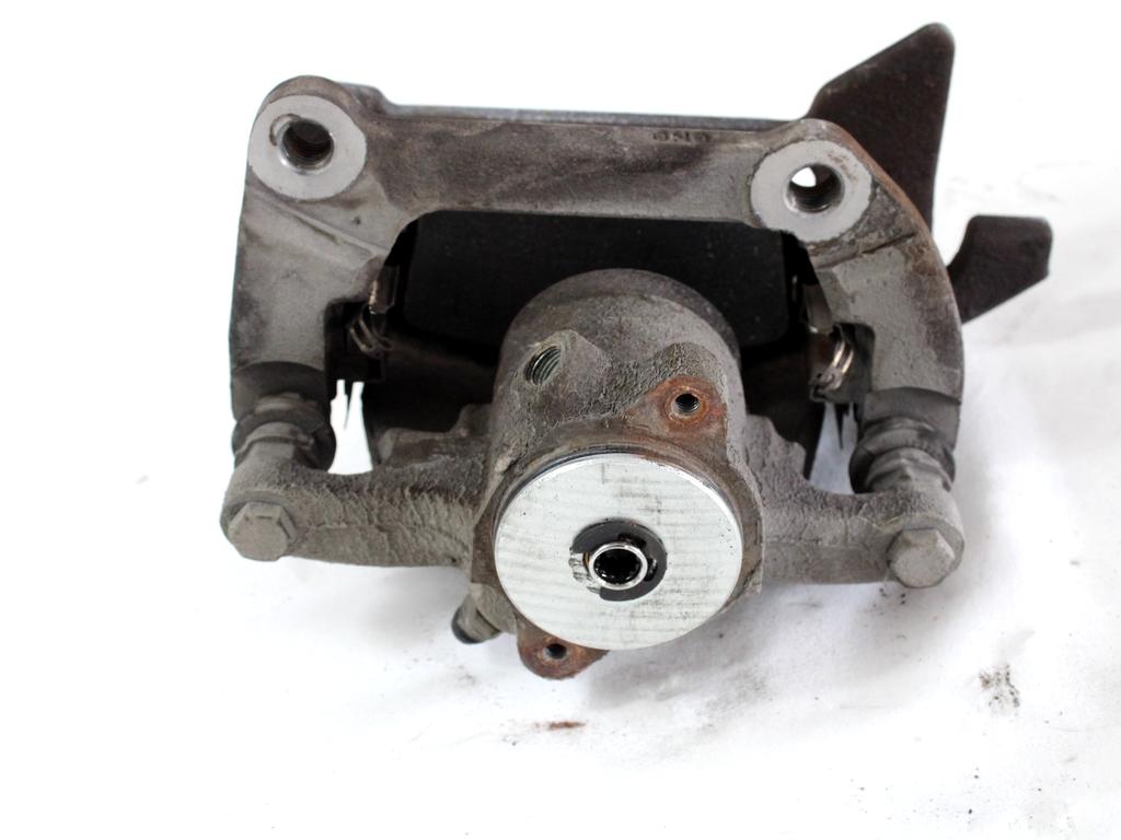 ZADNJE DESNE ZAVORNE CELJUSTI  OEM N. 8K0615404E ORIGINAL REZERVNI DEL AUDI A5 8T R COUPE/5P  (08/2011 - 06/2016) DIESEL LETNIK 2012