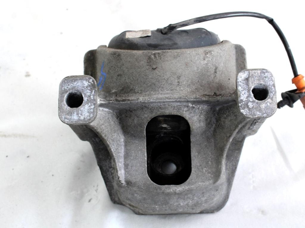 NOSILCI MOTORJA/DRUGO OEM N. 8R0199381B ORIGINAL REZERVNI DEL AUDI A5 8T R COUPE/5P  (08/2011 - 06/2016) DIESEL LETNIK 2012