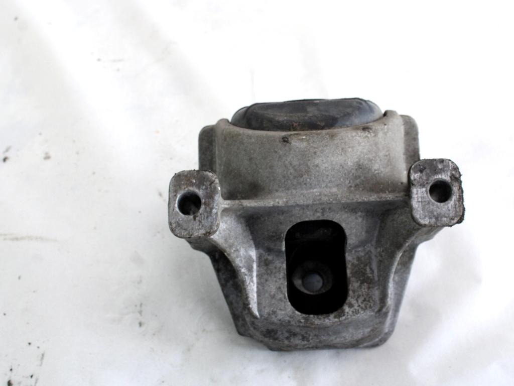 NOSILCI MOTORJA/DRUGO OEM N. 8R0199381AN ORIGINAL REZERVNI DEL AUDI A5 8T R COUPE/5P  (08/2011 - 06/2016) DIESEL LETNIK 2012