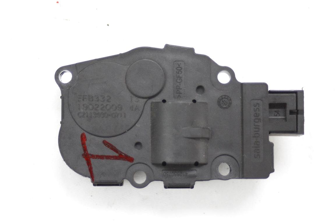 MOTORCEK OGREVANJA OEM N. 64119321034 ORIGINAL REZERVNI DEL BMW SERIE 3 BER/SW/COUPE/CABRIO E90/E91/E92/E93 LCI R (2009 - 2012) DIESEL LETNIK 2009