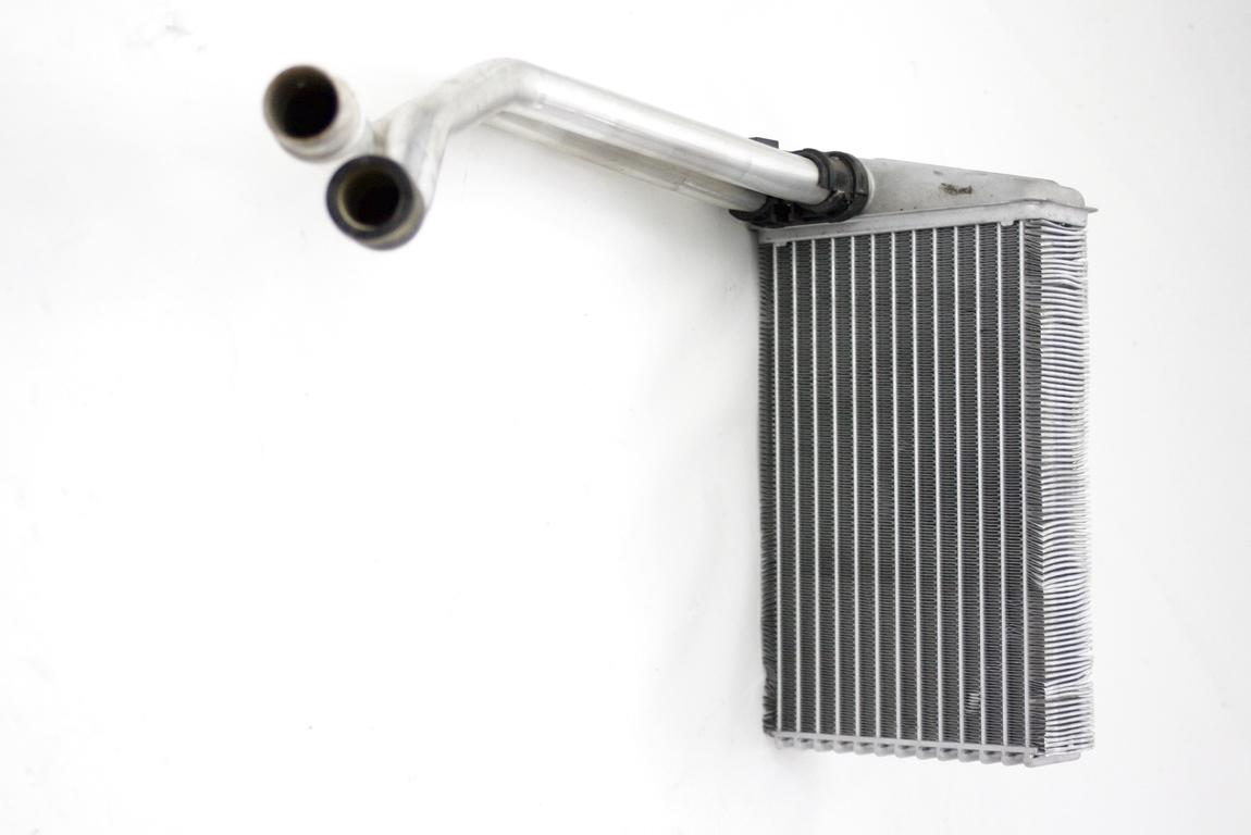 GRELEC RADIATORJA OEM N. 7701208323 ORIGINAL REZERVNI DEL RENAULT MEGANE MK2 R BM0/1 CM0/1 EM0/1 KM0/1 LM0/1 BER/GRANDTOUR  (2006 - 2009) DIESEL LETNIK 2008