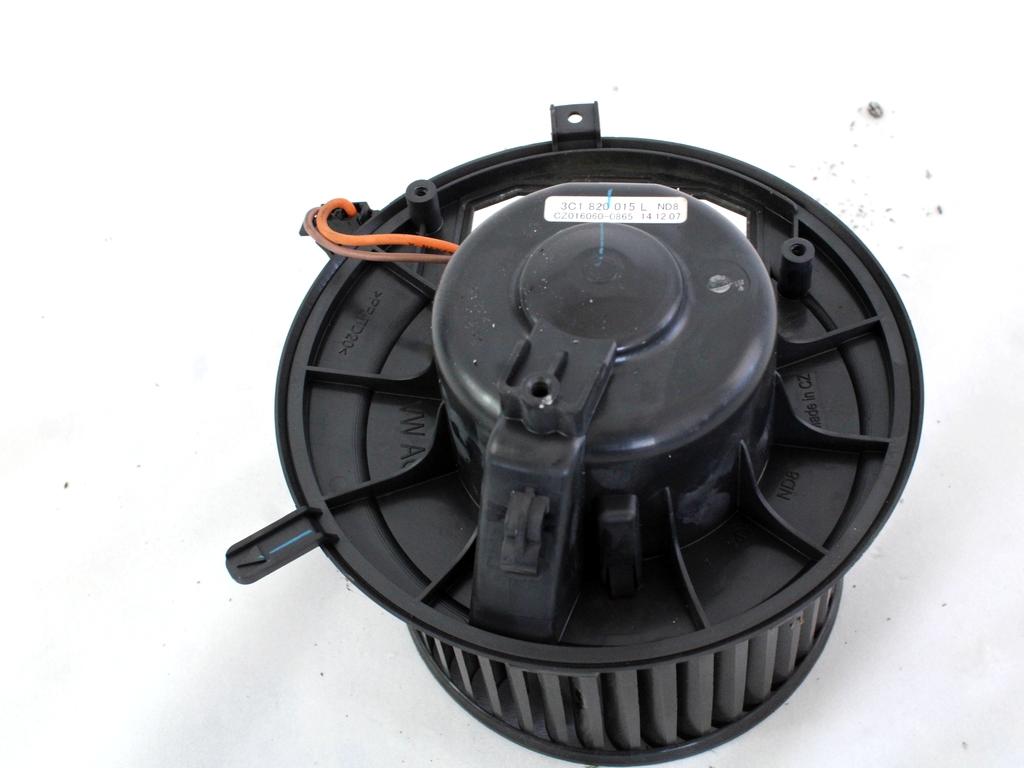 VENTILATOR  KABINE  OEM N. 3C1820015L ORIGINAL REZERVNI DEL VOLKSWAGEN TIGUAN 5N MK1 (2007 - 2011)DIESEL LETNIK 2008