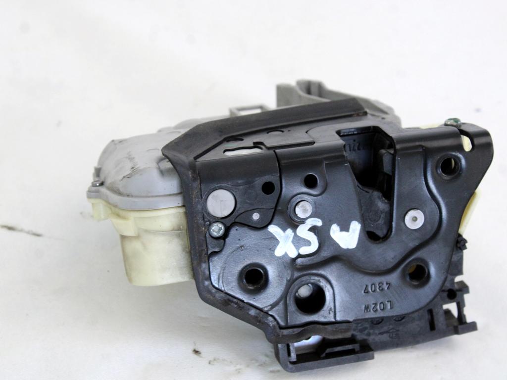 CENTRALNO ZAKLEPANJE PREDNIH LEVIH VRAT OEM N. 3C1837015A ORIGINAL REZERVNI DEL VOLKSWAGEN TIGUAN 5N MK1 (2007 - 2011)DIESEL LETNIK 2008