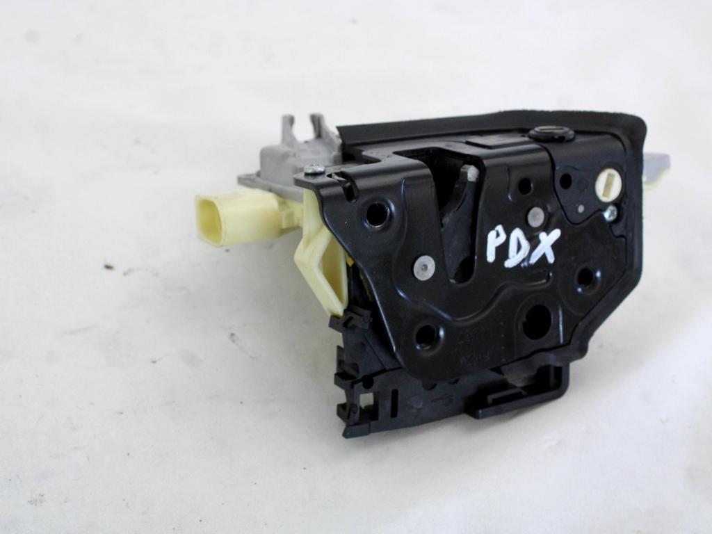 CENTRALNO ZAKLEPANJE ZADNJIH DESNIH VRAT OEM N. 3C4839016A ORIGINAL REZERVNI DEL VOLKSWAGEN TIGUAN 5N MK1 (2007 - 2011)DIESEL LETNIK 2008