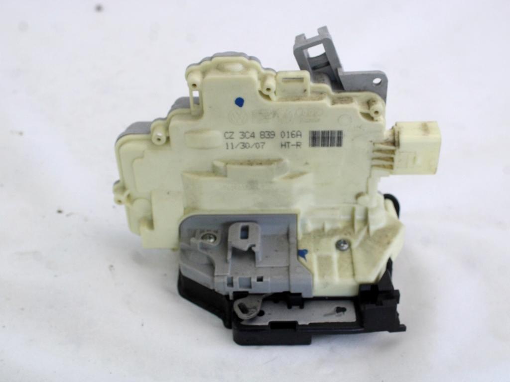 CENTRALNO ZAKLEPANJE ZADNJIH DESNIH VRAT OEM N. 3C4839016A ORIGINAL REZERVNI DEL VOLKSWAGEN TIGUAN 5N MK1 (2007 - 2011)DIESEL LETNIK 2008