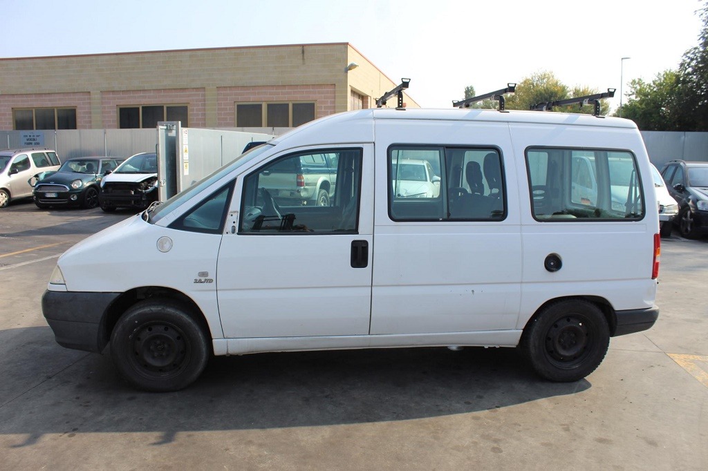 FIAT SCUDO COMBINATO 2.0 D 69KW 5M 4P (2001) RICAMBI IN MAGAZZINO