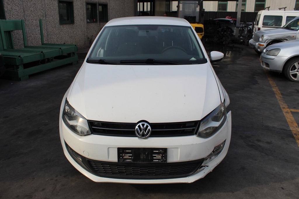 VOLKSWAGEN POLO 1.2 D 55KW 5M 5P (2012) RICAMBI IN MAGAZZINO