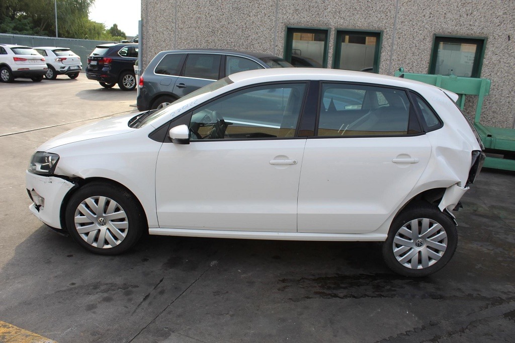 VOLKSWAGEN POLO 1.2 D 55KW 5M 5P (2012) RICAMBI IN MAGAZZINO