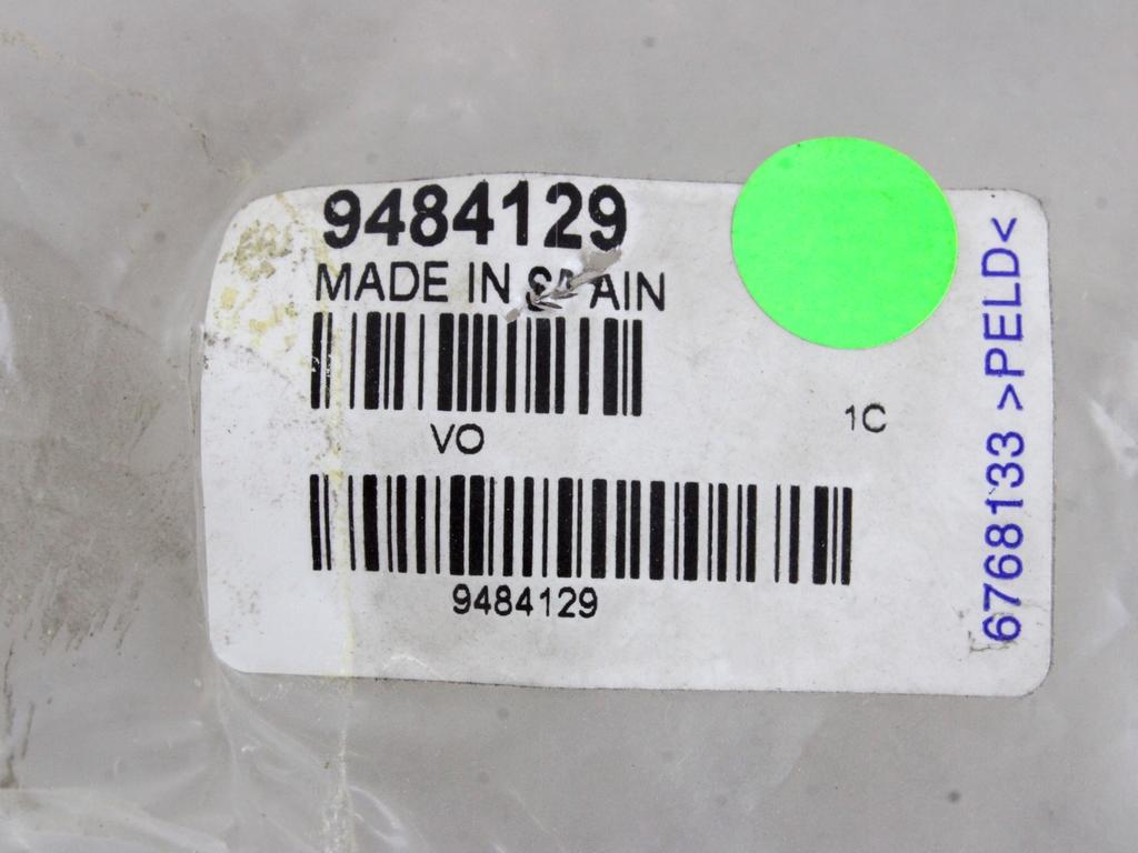 ZUNANJI PROFILI IN LETVE OEM N. 9484129 ORIGINAL REZERVNI DEL VOLVO S70 V70 874 875 876 MK1 (1996 - 2000)DIESEL LETNIK 1999