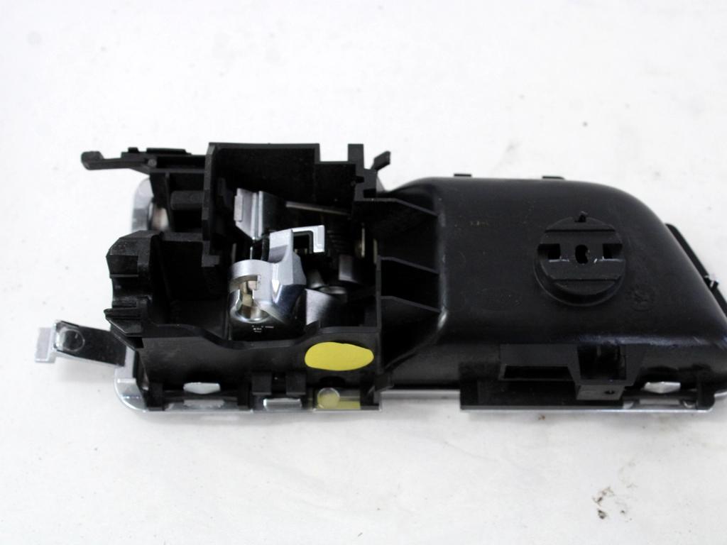 NOTRANJA KLJUKA  OEM N. AH22-22601-AB ORIGINAL REZERVNI DEL LAND ROVER RANGE ROVER SPORT L320 MK1 R (2010 -2013)DIESEL LETNIK 2011