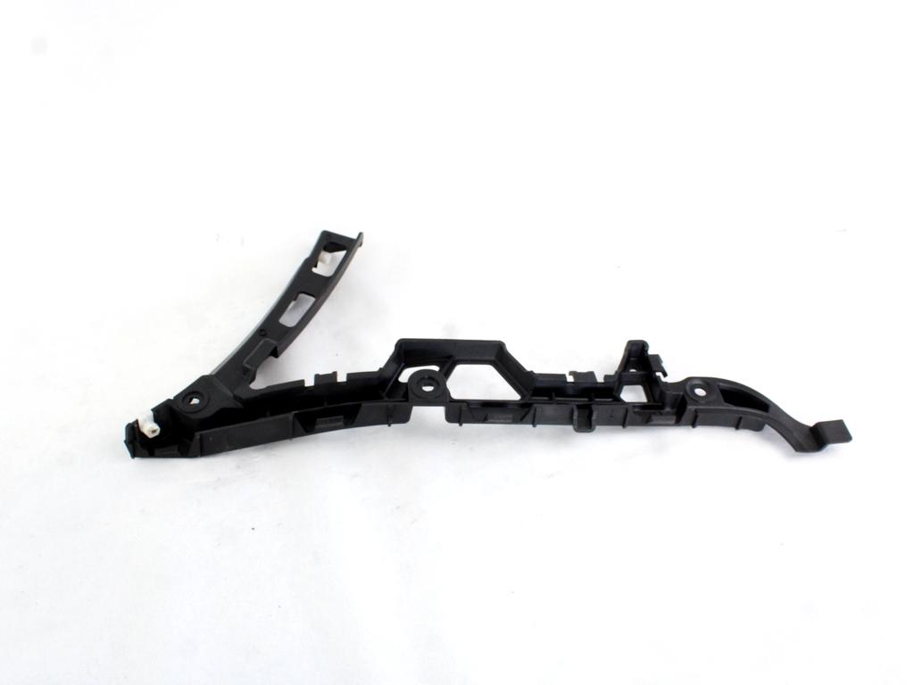 NOSILCI ZADNJEGA ODBIJACA  OEM N. AH32-17A881-DA ORIGINAL REZERVNI DEL LAND ROVER RANGE ROVER SPORT L320 MK1 R (2010 -2013)DIESEL LETNIK 2011