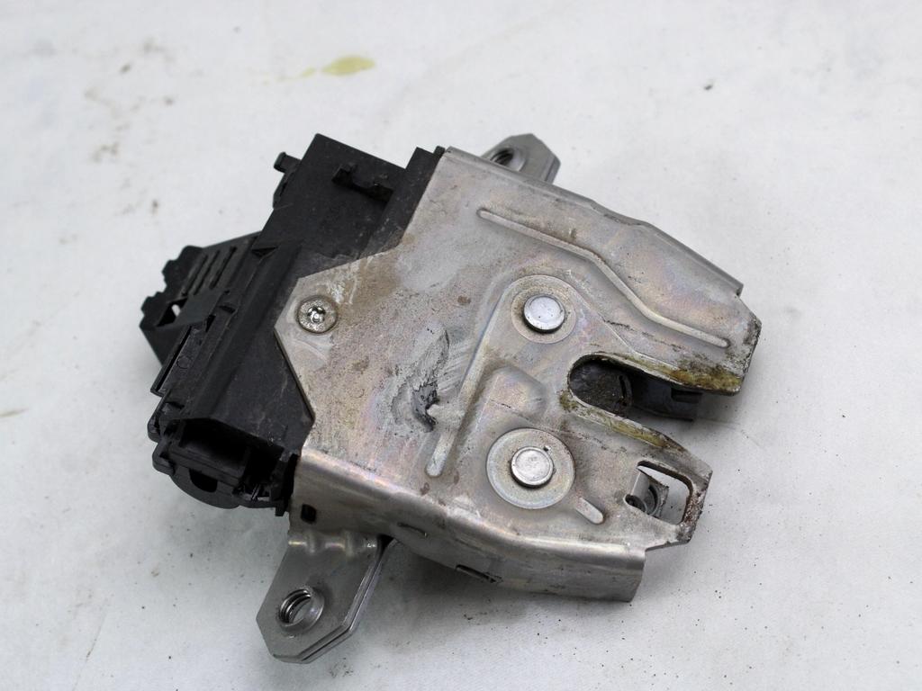 ZAKLEPANJE PRTLJA?NIH VRAT  OEM N. 6H32-F442A66-AC ORIGINAL REZERVNI DEL LAND ROVER RANGE ROVER SPORT L320 MK1 R (2010 -2013)DIESEL LETNIK 2011