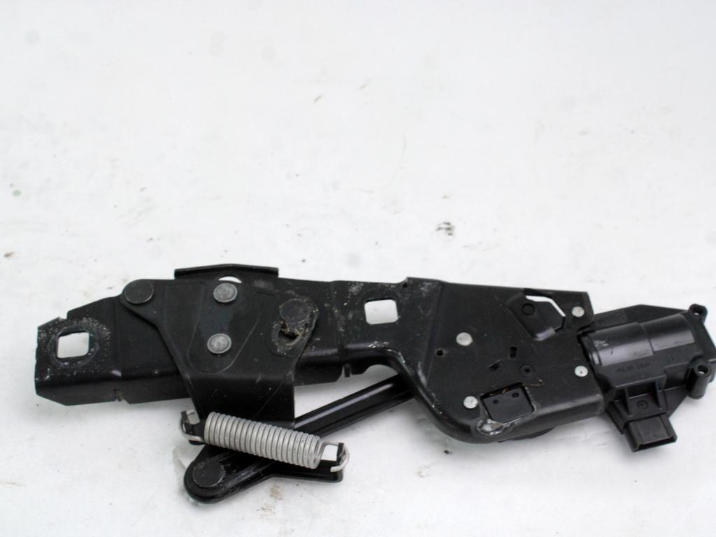 ZAKLEPANJE PRTLJA?NIH VRAT  OEM N. 7H32-431E72-AD ORIGINAL REZERVNI DEL LAND ROVER RANGE ROVER SPORT L320 MK1 R (2010 -2013)DIESEL LETNIK 2011