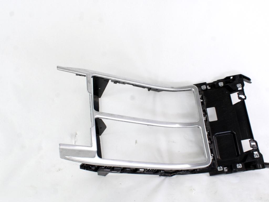 SREDINSKA KONZOLA  OEM N. AH32-045H92-AC ORIGINAL REZERVNI DEL LAND ROVER RANGE ROVER SPORT L320 MK1 R (2010 -2013)DIESEL LETNIK 2011