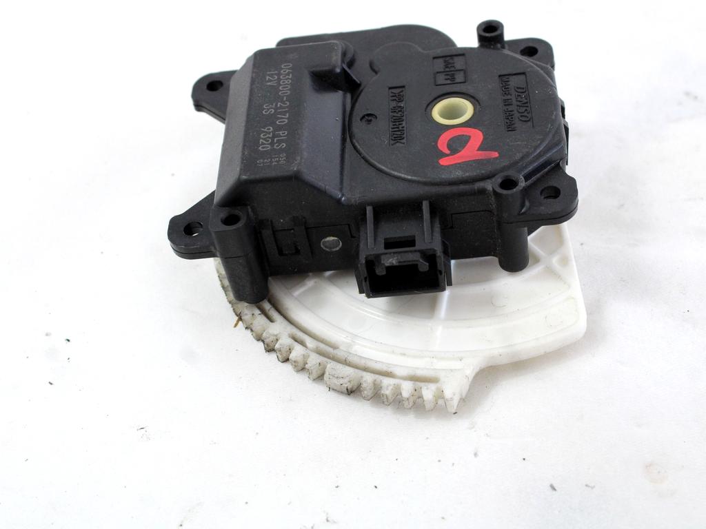 MOTORCEK OGREVANJA OEM N. 063800-2170 ORIGINAL REZERVNI DEL TOYOTA RAV 4  XA40 MK4 (2013 - 2018) DIESEL LETNIK 2015