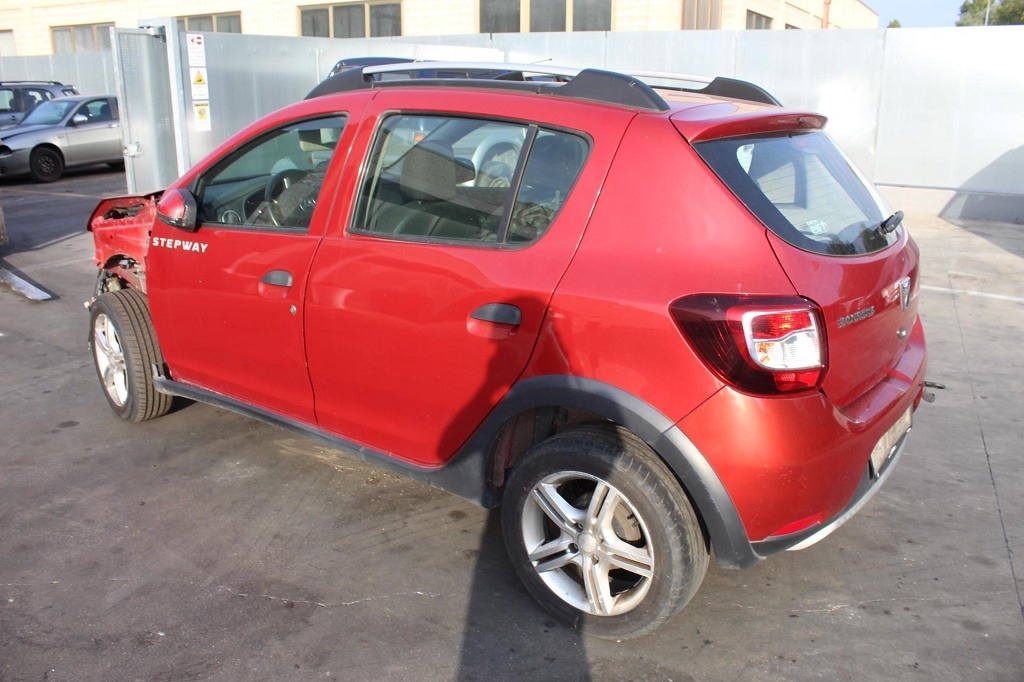 DACIA SANDERO STEPWAY 1.5 D 66KW 5M 5P (2014) RICAMBI IN MAGAZZINO