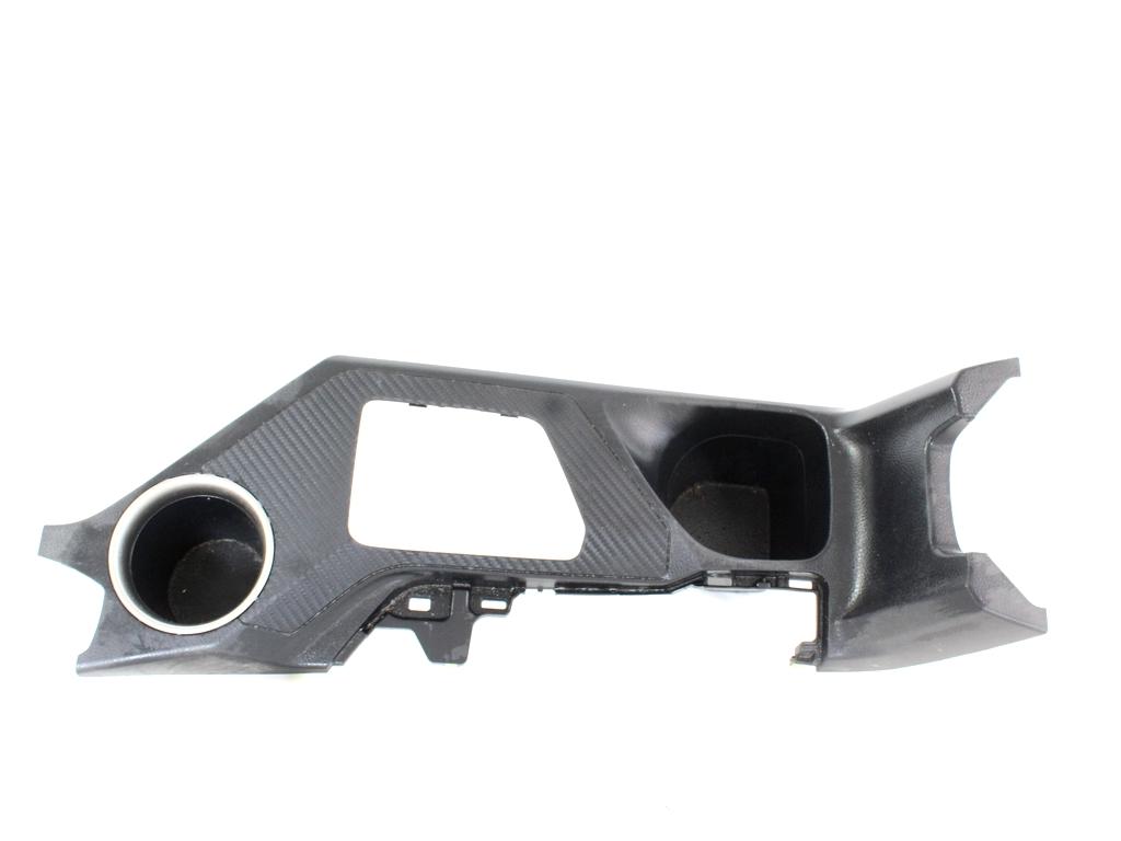 SREDINSKA KONZOLA  OEM N. 58804-42110 ORIGINAL REZERVNI DEL TOYOTA RAV 4  XA40 MK4 (2013 - 2018) DIESEL LETNIK 2015