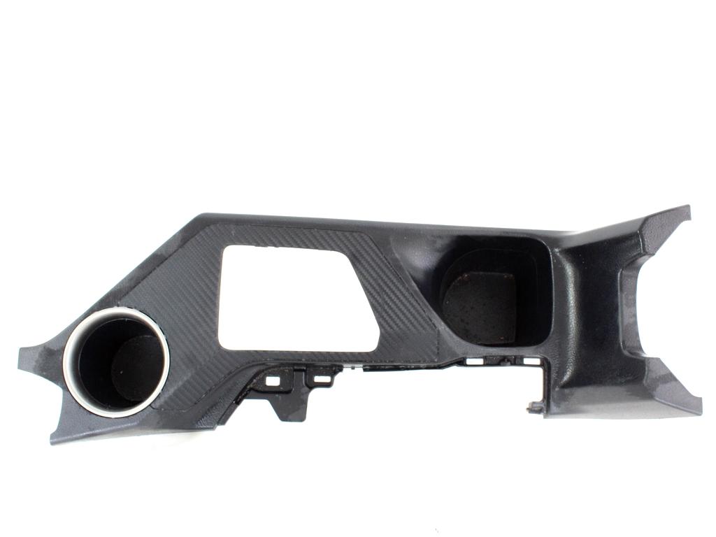 SREDINSKA KONZOLA  OEM N. 58804-42110 ORIGINAL REZERVNI DEL TOYOTA RAV 4  XA40 MK4 (2013 - 2018) DIESEL LETNIK 2015