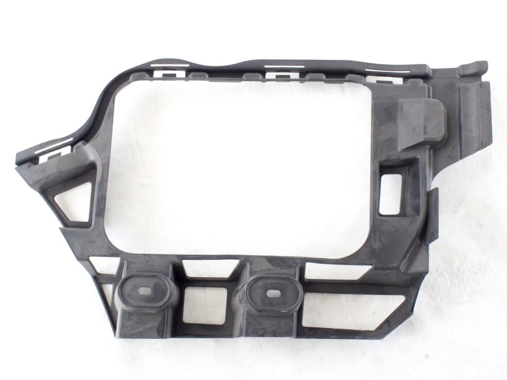 NOSILCI ZADNJEGA ODBIJACA  OEM N. 7P6807394A ORIGINAL REZERVNI DEL VOLKSWAGEN TOUAREG 7P5 7P6 MK2 (2010 - 2018)DIESEL LETNIK 2015