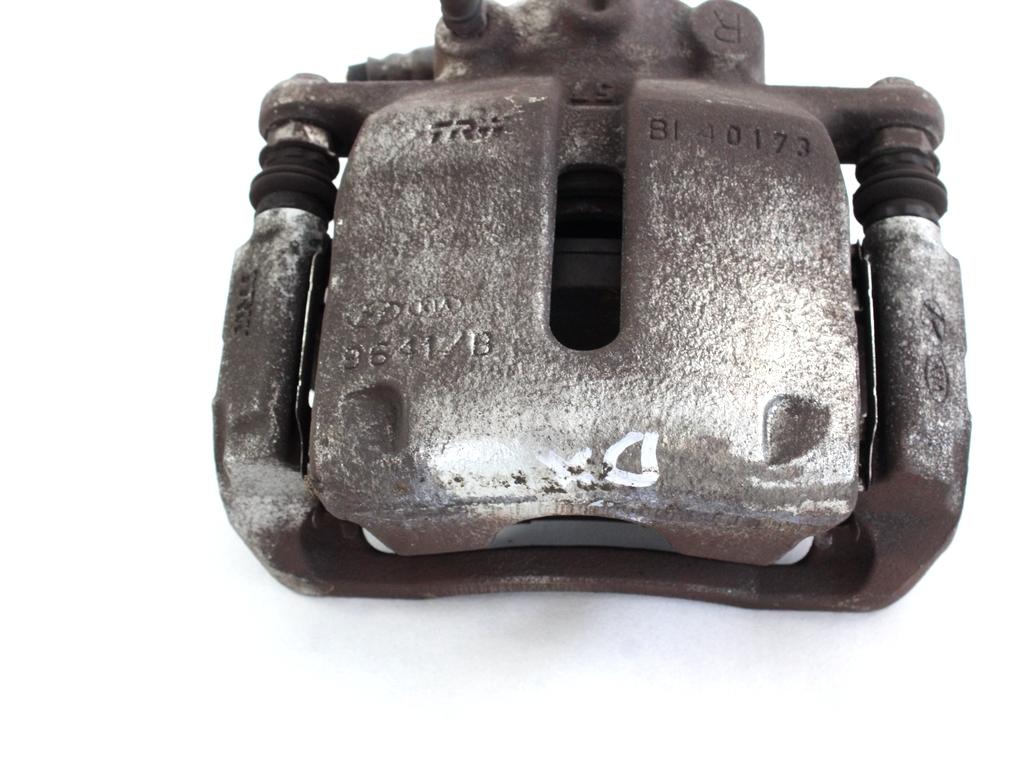 SPREDNJE DESNE ZAVORNE CELJUSTI  OEM N. 581301P000 ORIGINAL REZERVNI DEL KIA VENGA YN (2010 - 2019)BENZINA LETNIK 2013