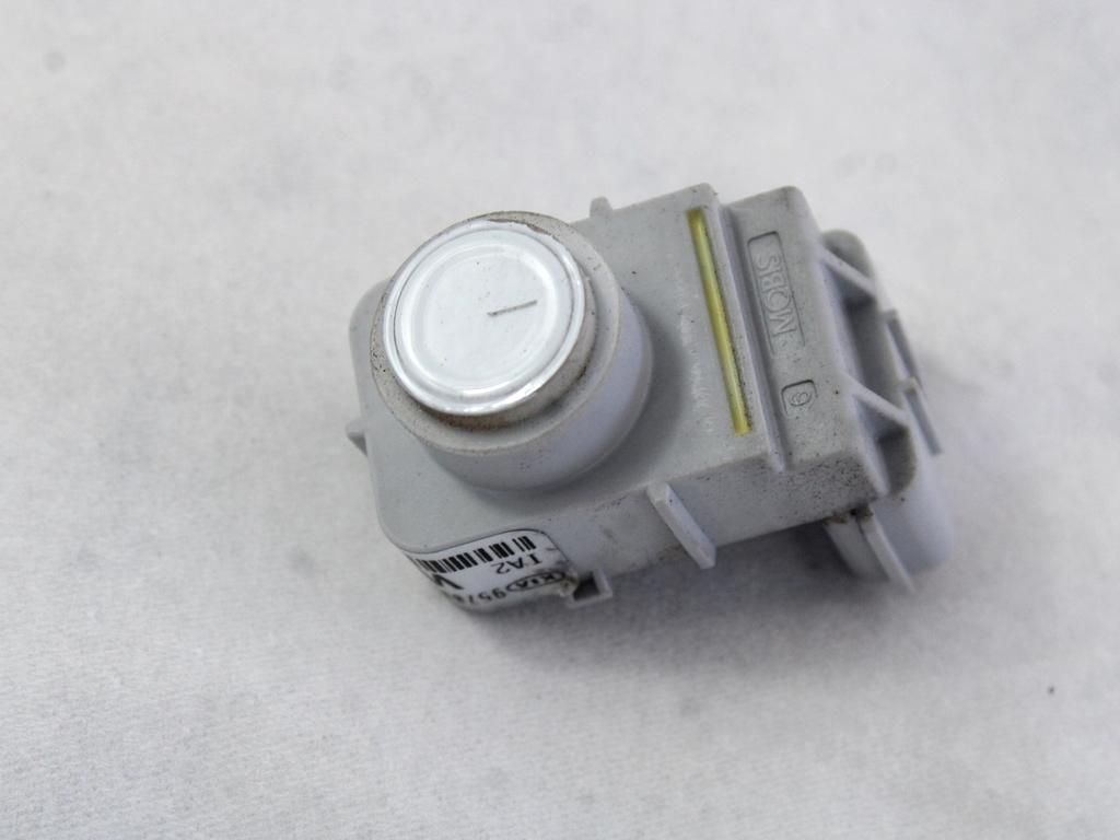 PARKIRNI SENZORJI OEM N. 95700-1P600 ORIGINAL REZERVNI DEL KIA VENGA YN (2010 - 2019)BENZINA LETNIK 2013