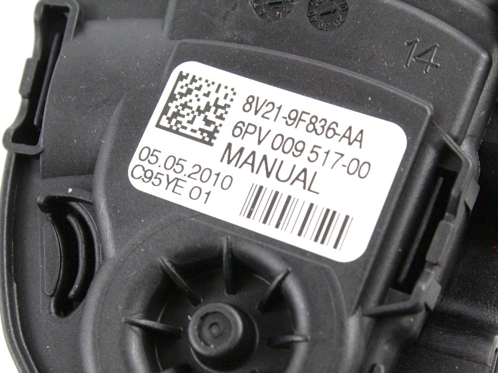 PEDALI OEM N. 8V21-9F836-AA ORIGINAL REZERVNI DEL FORD FIESTA CB1 CNN MK6 (09/2008 - 11/2012) BENZINA LETNIK 2010