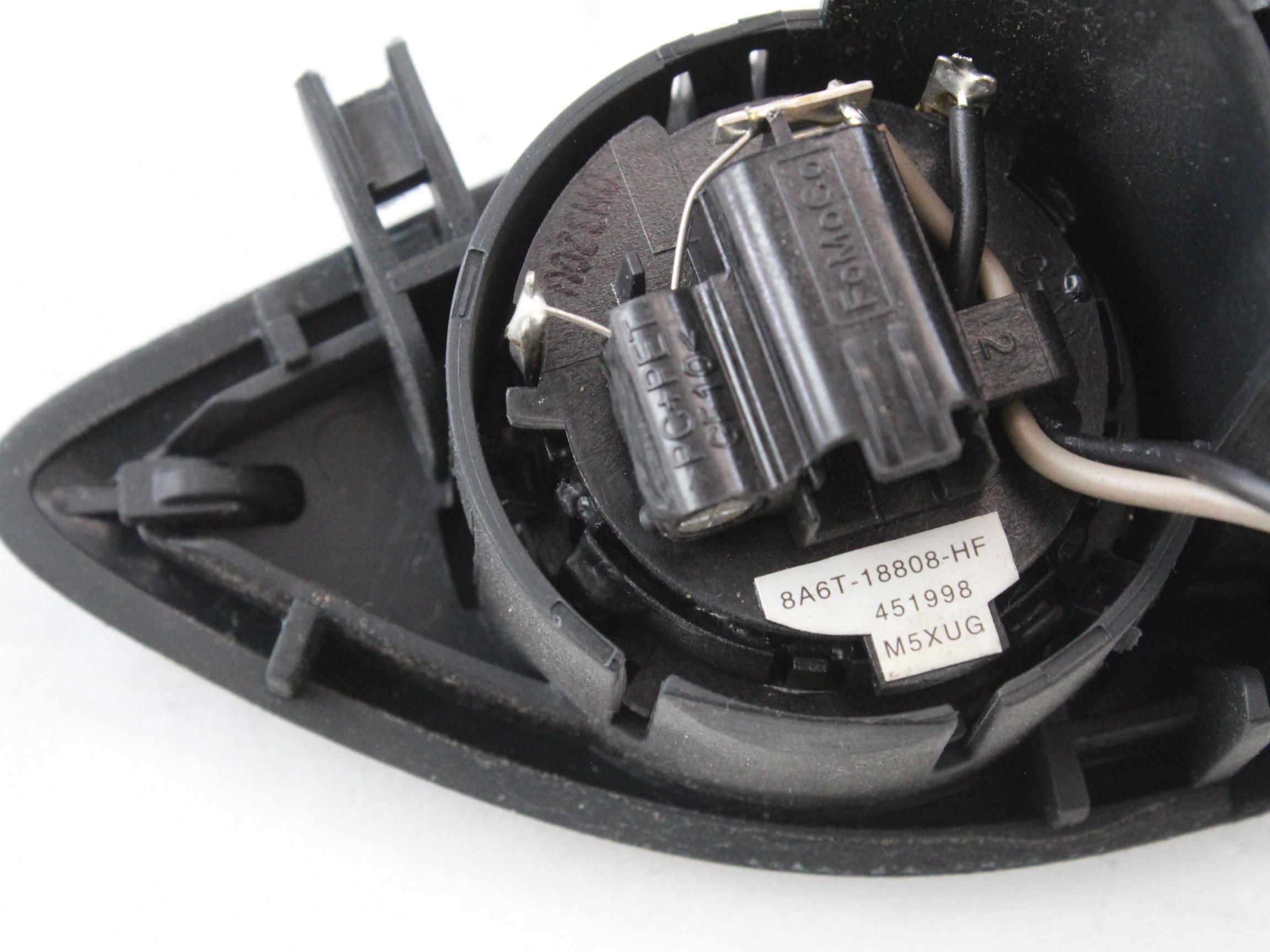 NOTRANJA KLJUKA  OEM N. 8A61-A22601-BFW ORIGINAL REZERVNI DEL FORD FIESTA CB1 CNN MK6 (09/2008 - 11/2012) BENZINA LETNIK 2010