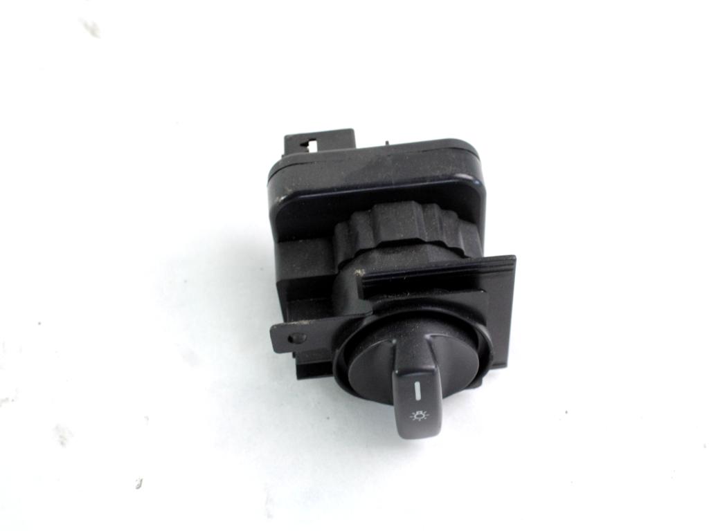 GLAVNO STIKALO LUCI OEM N. 1695452804 ORIGINAL REZERVNI DEL MERCEDES CLASSE A W169 5P C169 3P (2004 - 04/2008) BENZINA LETNIK 2008