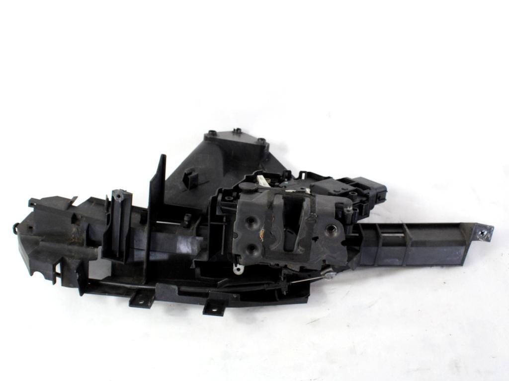 CENTRALNO ZAKLEPANJE PREDNIH LEVIH VRAT OEM N. 3M5A-R21813-ER ORIGINAL REZERVNI DEL FORD FOCUS CMAX DM2 MK1 R (04/2007 - 2010) DIESEL LETNIK 2006